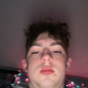 Meet your Posher, Simon